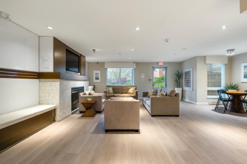 330-9500 Odlin Road, Richmond, BC 