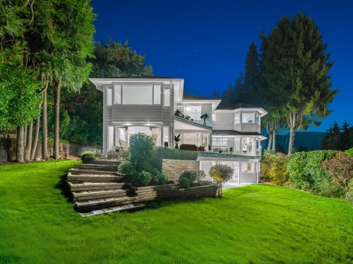 816 Anderson Crescent, West Vancouver, BC 