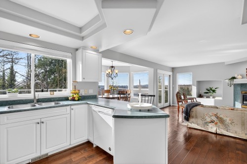 23854 Zeron Avenue, Maple Ridge, BC 