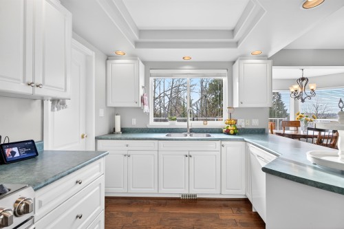 23854 Zeron Avenue, Maple Ridge, BC 