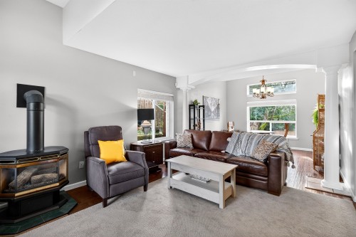 23854 Zeron Avenue, Maple Ridge, BC 