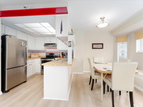 7338 Foxhound Mews, Vancouver, BC 