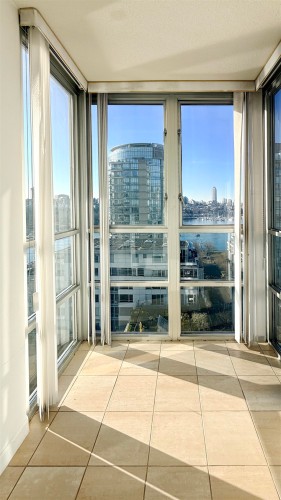 1705-1228 Marinaside Crescent, Vancouver, BC 