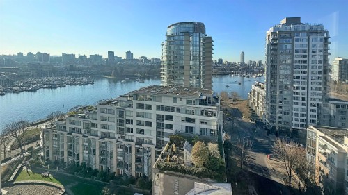 1705-1228 Marinaside Crescent, Vancouver, BC 