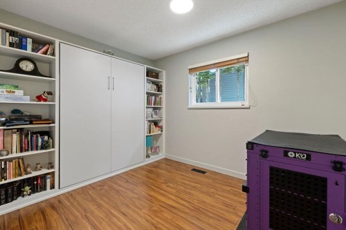 3380 Manning Crescent, North Vancouver, BC 