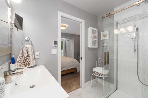 351 Dartmoor Drive, Coquitlam, BC 