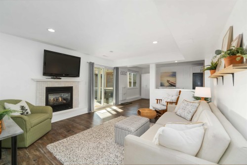 351 Dartmoor Drive, Coquitlam, BC 