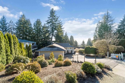 351 Dartmoor Drive, Coquitlam, BC 