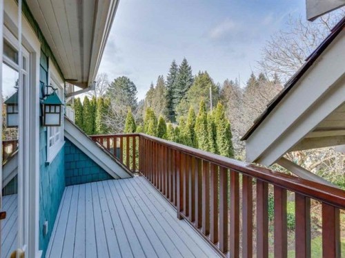 4035 27Th Avenue W, Vancouver, BC 