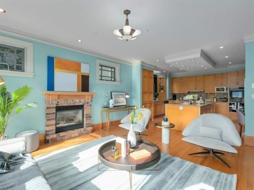 4035 27Th Avenue W, Vancouver, BC 