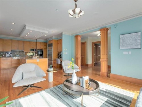 4035 27Th Avenue W, Vancouver, BC 