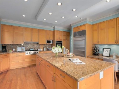 4035 27Th Avenue W, Vancouver, BC 