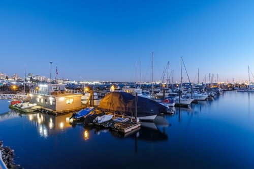 310-755 Harbourside Drive, North Vancouver, BC 