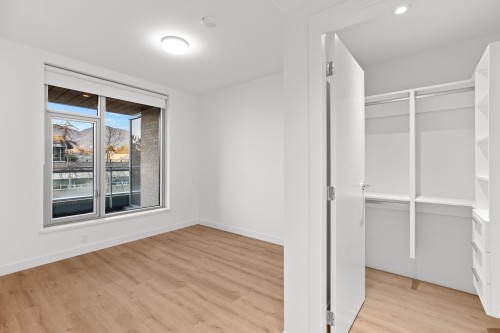 310-755 Harbourside Drive, North Vancouver, BC 