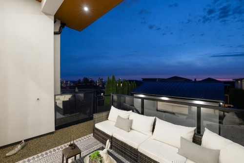 131 Grosvenor Avenue, Burnaby, BC 