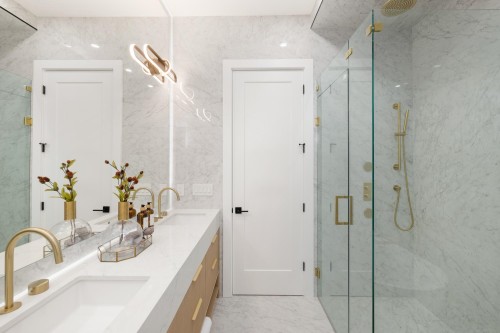 131 Grosvenor Avenue, Burnaby, BC 