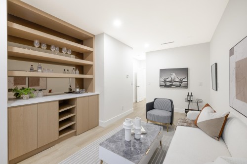 131 Grosvenor Avenue, Burnaby, BC 