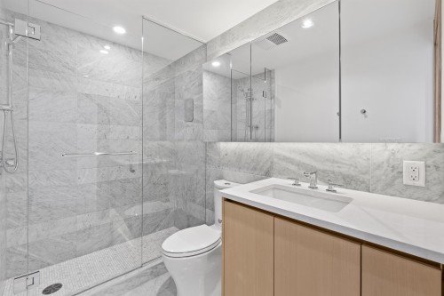 684-87 Nelson Street, Vancouver, BC 