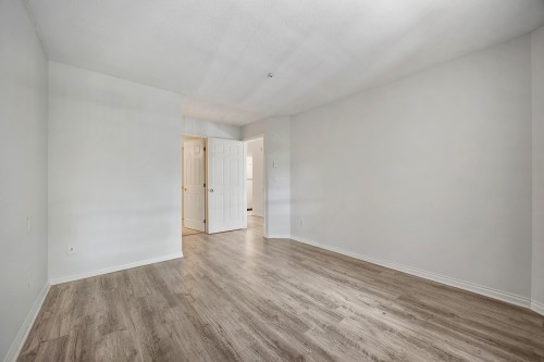 206-2990 Princess Crescent, Coquitlam, BC 