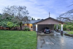 295 Gamma Avenue N Burnaby, BC V5C 1Y2