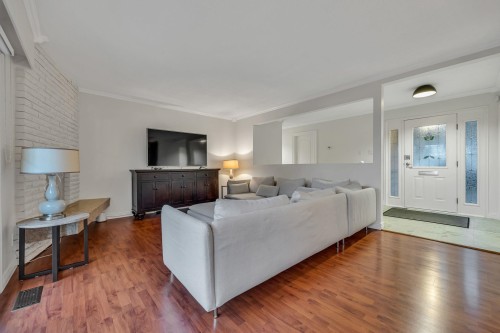 295 Gamma Avenue N, Burnaby, BC 