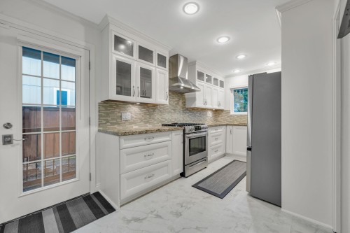 295 Gamma Avenue N, Burnaby, BC 