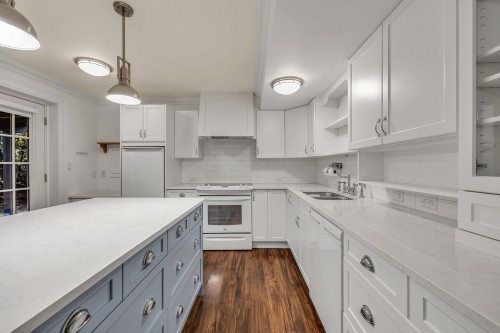 295 Gamma Avenue N, Burnaby, BC 