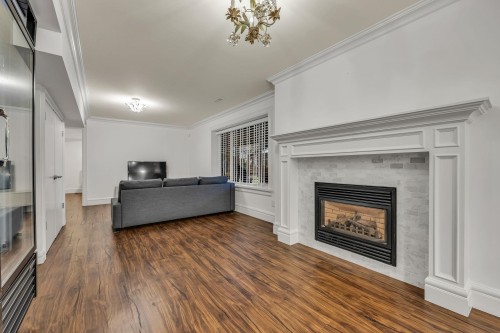 295 Gamma Avenue N, Burnaby, BC 