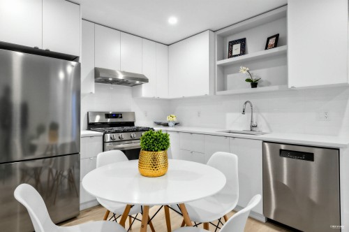 3172 26Th Avenue W, Vancouver, BC 