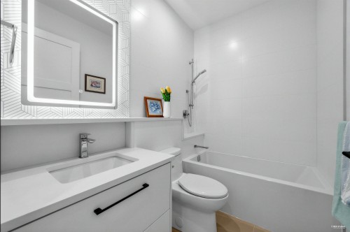 3172 26Th Avenue W, Vancouver, BC 