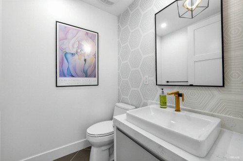 3172 26Th Avenue W, Vancouver, BC 