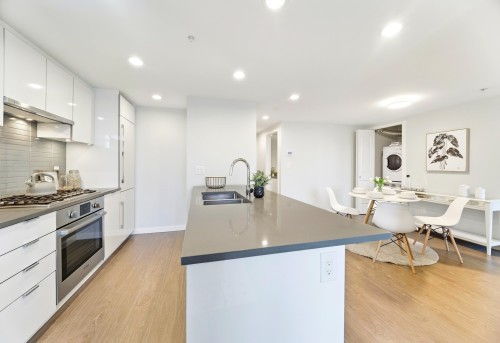 1610-3333 Brown Road, Richmond, BC 