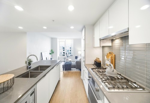 1610-3333 Brown Road, Richmond, BC 