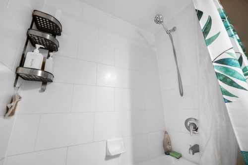 608-610 Victoria Street, New Westminster, BC 