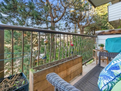 206-1065 8Th Avenue E, Vancouver, BC 