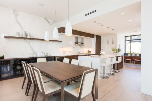 107 Hythe Avenue N, Burnaby, BC 