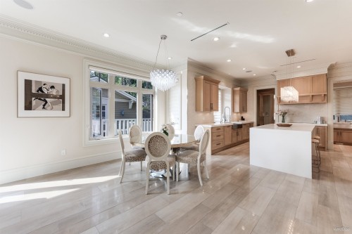 1192 39Th Avenue W, Vancouver, BC 