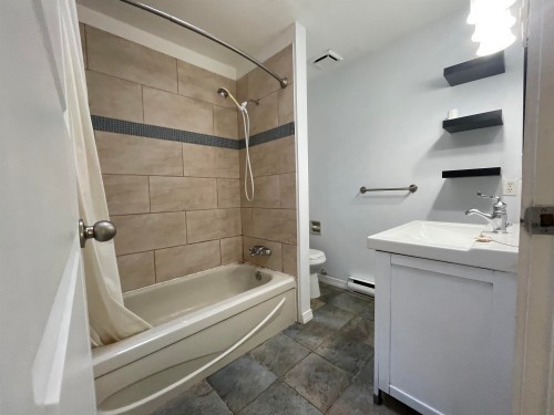 10471 Steveston Highway, Richmond, BC 