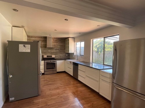 10471 Steveston Highway, Richmond, BC 