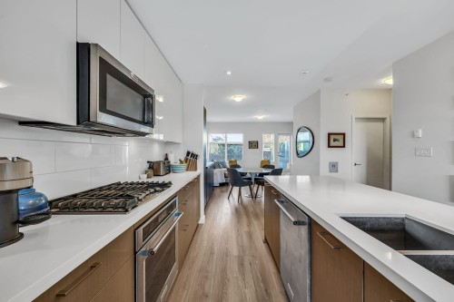 Th21-271 Francis Way, New Westminster, BC 