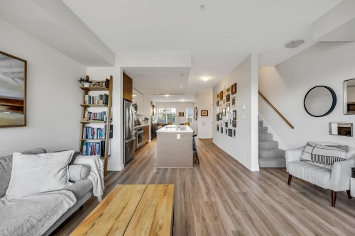 Th21-271 Francis Way, New Westminster, BC 