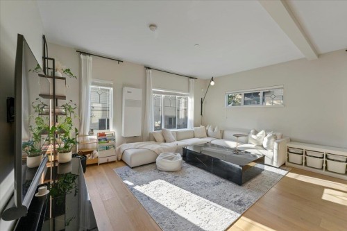 107-258 Hart Street, Coquitlam, BC 