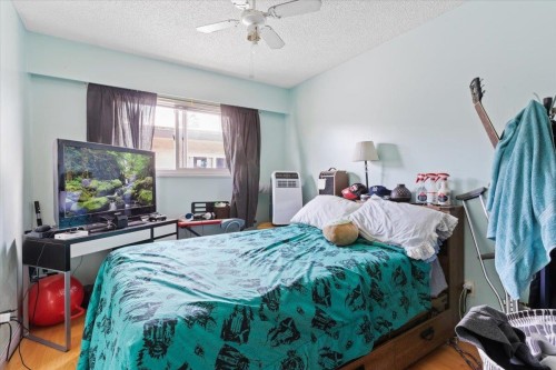 6632 Canada Way, Burnaby, BC 