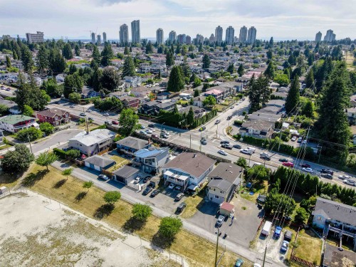 6632 Canada Way, Burnaby, BC 