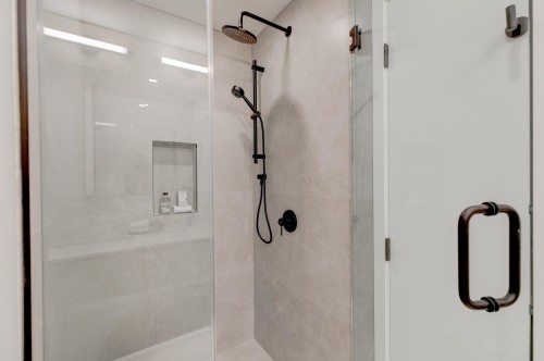 5-339 Keary Street, New Westminster, BC 