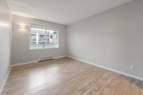 204-8680 Lansdowne Road, Richmond, BC 