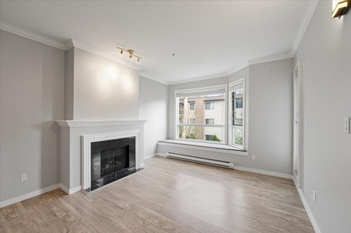 204-8680 Lansdowne Road, Richmond, BC 