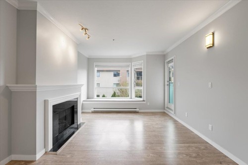 204-8680 Lansdowne Road, Richmond, BC 