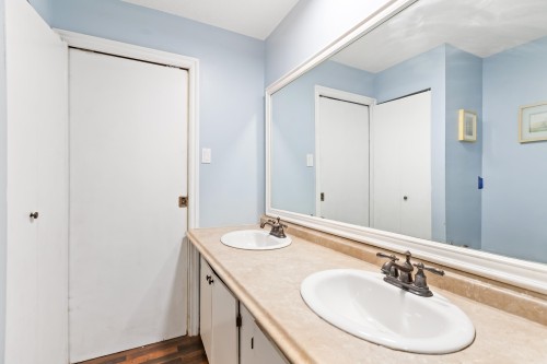 21127 Wicklund Avenue, Maple Ridge, BC 