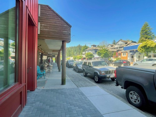 8-694 School Road, Gibsons, BC 